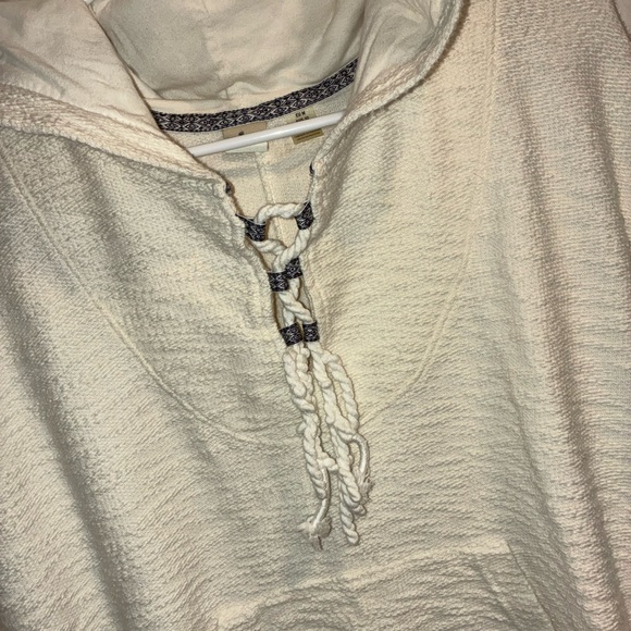 Roxy Top - Picture 3 of 5